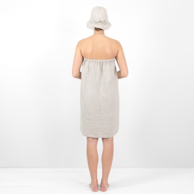 Grey towel with a button available with sauna hat