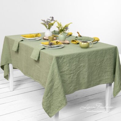 GAMMA green tablecloth