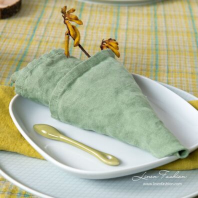 GAMMA green napkin