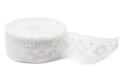 Off-white linen lace No. 42