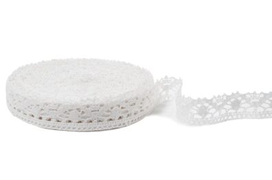 Off-white linen lace No. 16