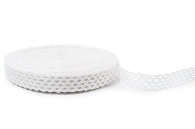Optical white linen lace No. 37