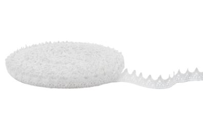 Off-white linen lace No. 34