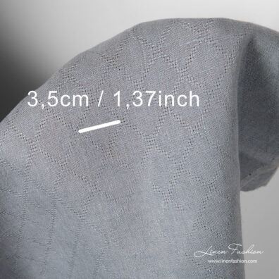 Diamond size of grey linen fabric