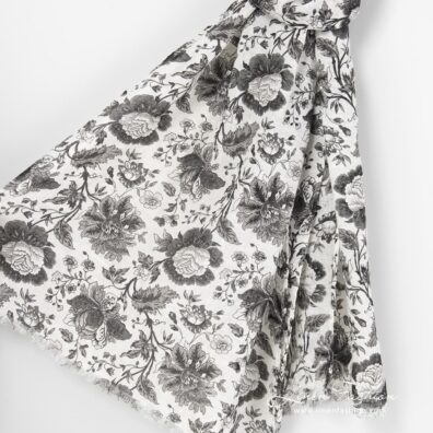 100% linen shawl, black.