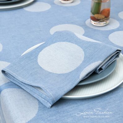 PANAMA blue napkin with large greyish bubbles