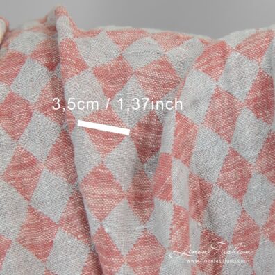 Washed fabric in red rhombus.