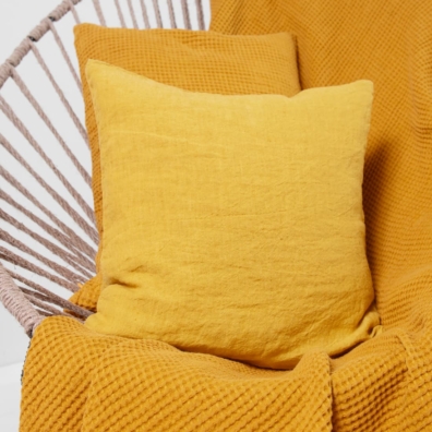 Yellow linen cotton blanket, with cushion covers