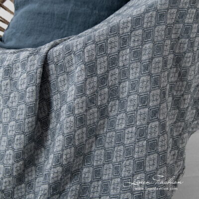 ALABAMA Blanket grey 7 linen blanket with rhombus, white with blue grey.