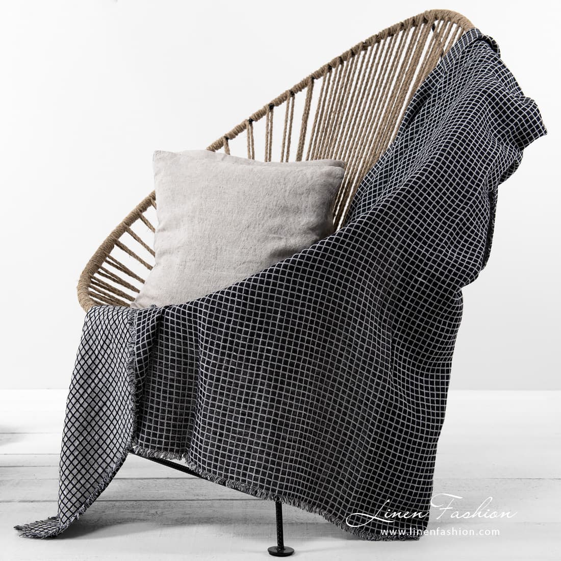 KUBA black blanket