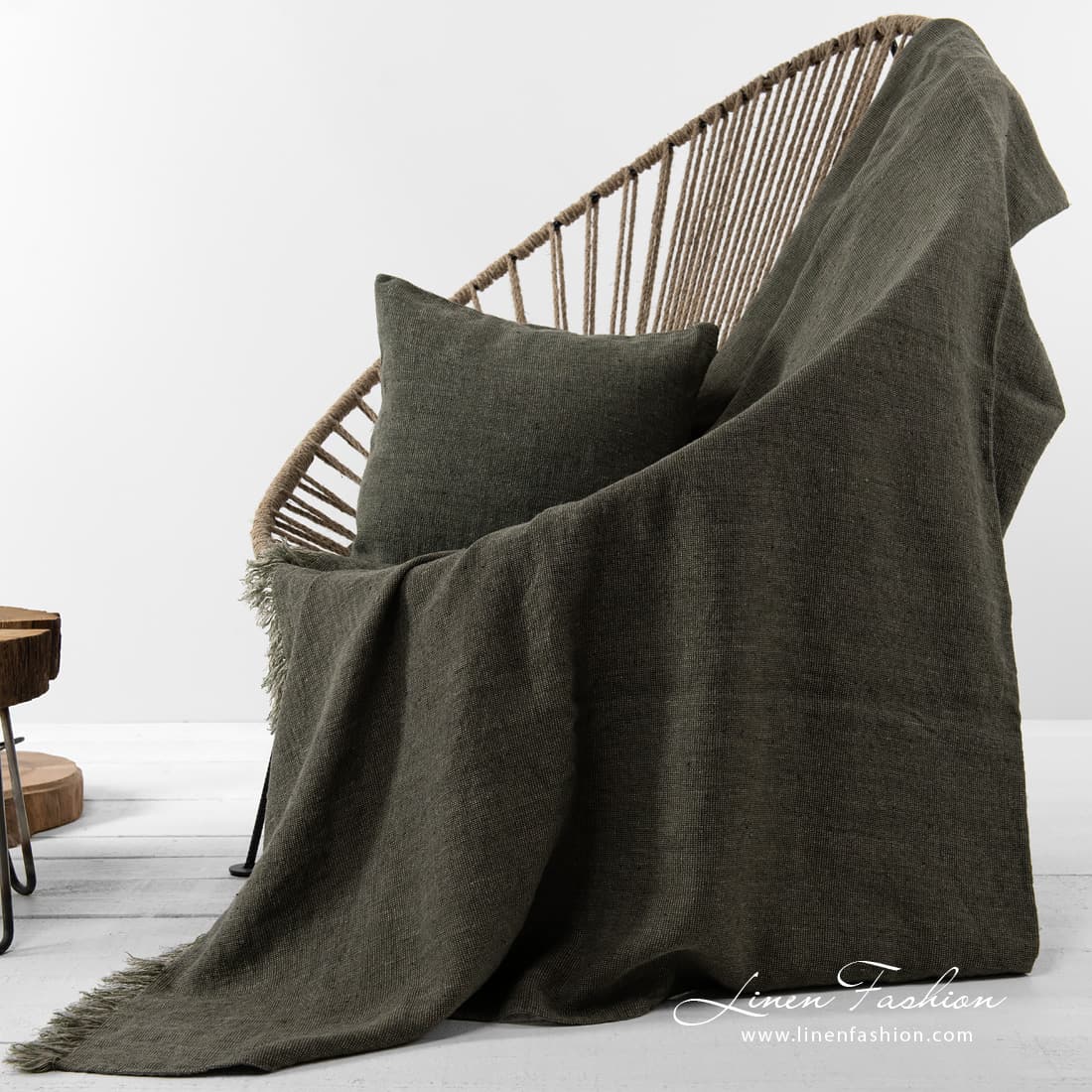 MOSSA green blanket