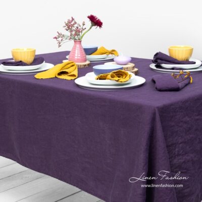 GAMMA Tablecloth purple