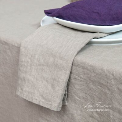 GAMMA Table napkin brownish grey 5 Linen napkin in brownish grey color.