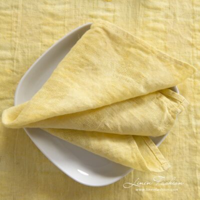 PORTO Table napkin yellow 6 PORTO yellow linen napkin in openweave checks