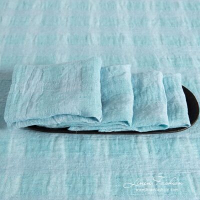 PORTO Table napkin light blue 6 PORTO light blue linen napkin in transparent checks
