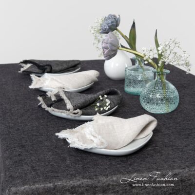 MANTIS Tablecloth black 9 MANTIS black linen tablecloth with loose fringes