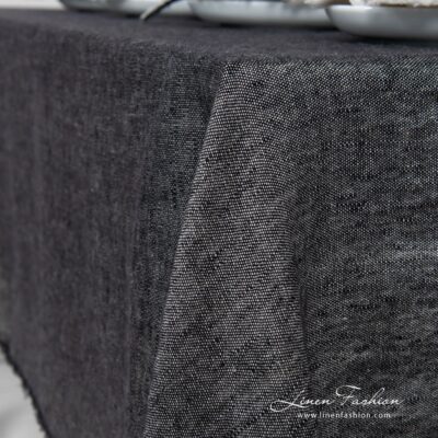 MANTIS Tablecloth black 11 MANTIS black linen tablecloth in plain weave pattern