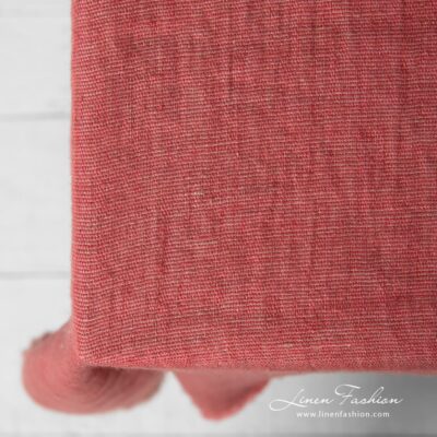 MANTIS Tablecloth red 15 MANTIS greyish red linen tablecloth in fine delicate design