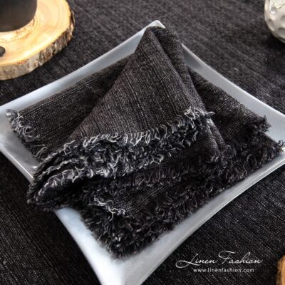 ONYX Table napkin grey 4 ONYX charcoal grey napkin.