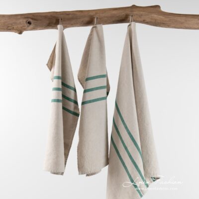 VILLA Bath towel with green stripes 4 VILLA natural color towel