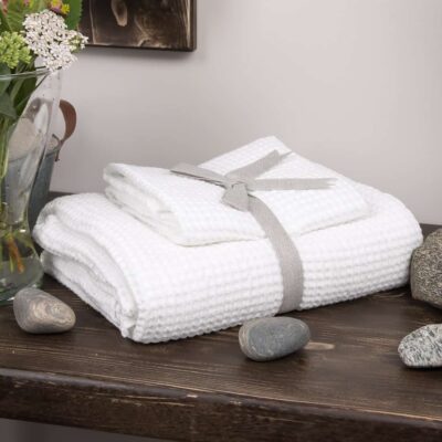 BINGO Bath towel white