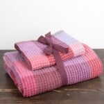 BINGO Bath towel lilac checked