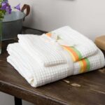 BERGAMO Bath towel white
