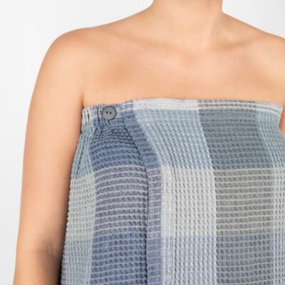 BINGO Wrap towel blue grey 9 blue grey linen wrap towel, with button closure.