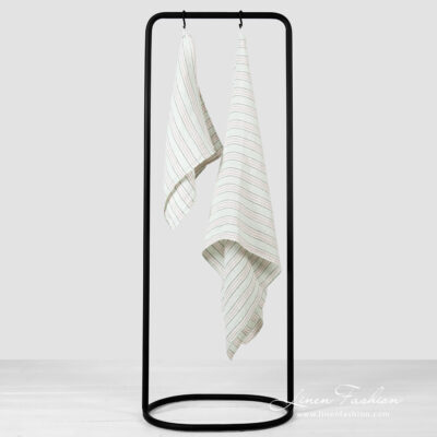 DOVERI Bath towel green 5 Linen green bath towel.