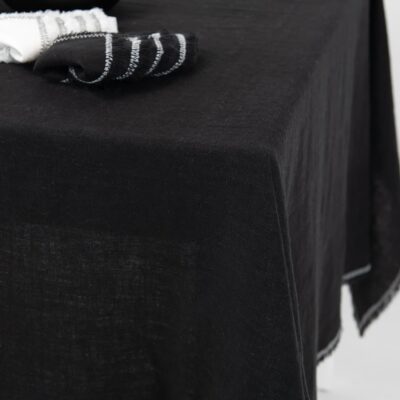 ALBA Tablecloth black 9 linen black tablecloth with decorative seam, with napkins.