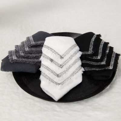 ALBA Table napkin white 4 white linen napkin with decorative stitch in 3 colors.