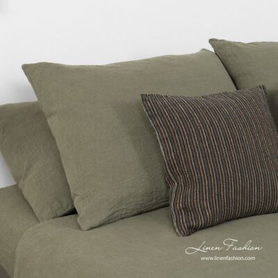 VAGABOND pillow case.