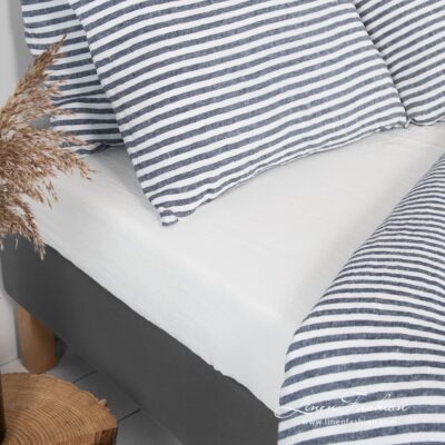 MALAGA bed linen with matching KOKOS bed sheets