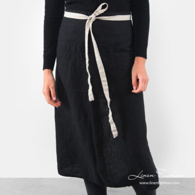 BISTRO LONG Apron black 6 Long black linen apron with front pockets and gray waist tie