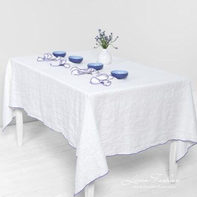 ARVO white linen tablecloth
