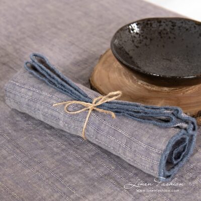 LOBELIA Table napkin violet 6 Violet napkin.