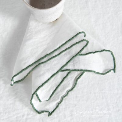 ARVO Table napkin white with olive border 5 ARVO white napkin with green border