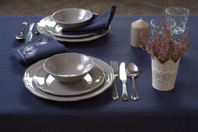 FRIO Tablecloth dark blue