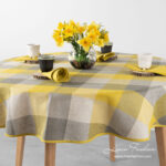 KARO Tablecloth round yellow