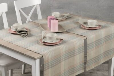 DELTA Table runner light grey 4 DELTA Table runner light grey