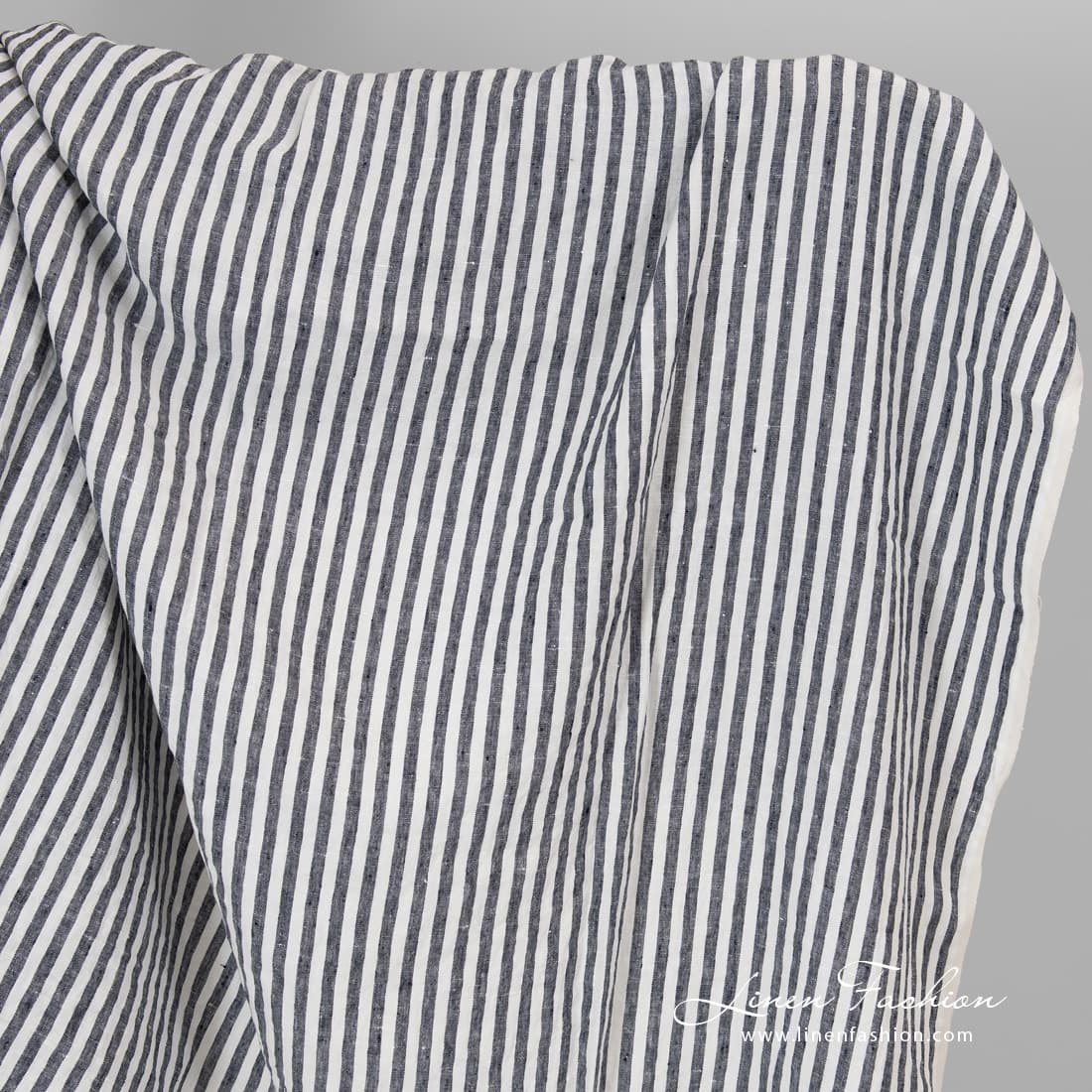 Linen fabric in navy stripes.