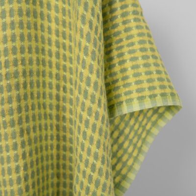 Washed linen fabric yellow and green pattern 8 Washed linen fabric yellow and green pattern, fabric edge