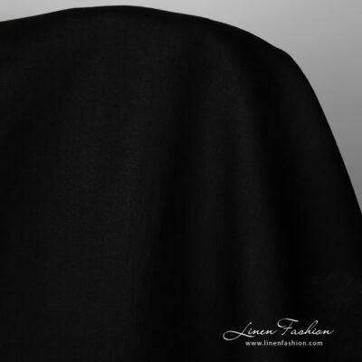 Plainly-woven linen fabric in black