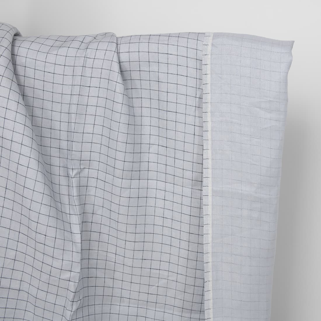 Linen fabric double-sided light grey with blue checks