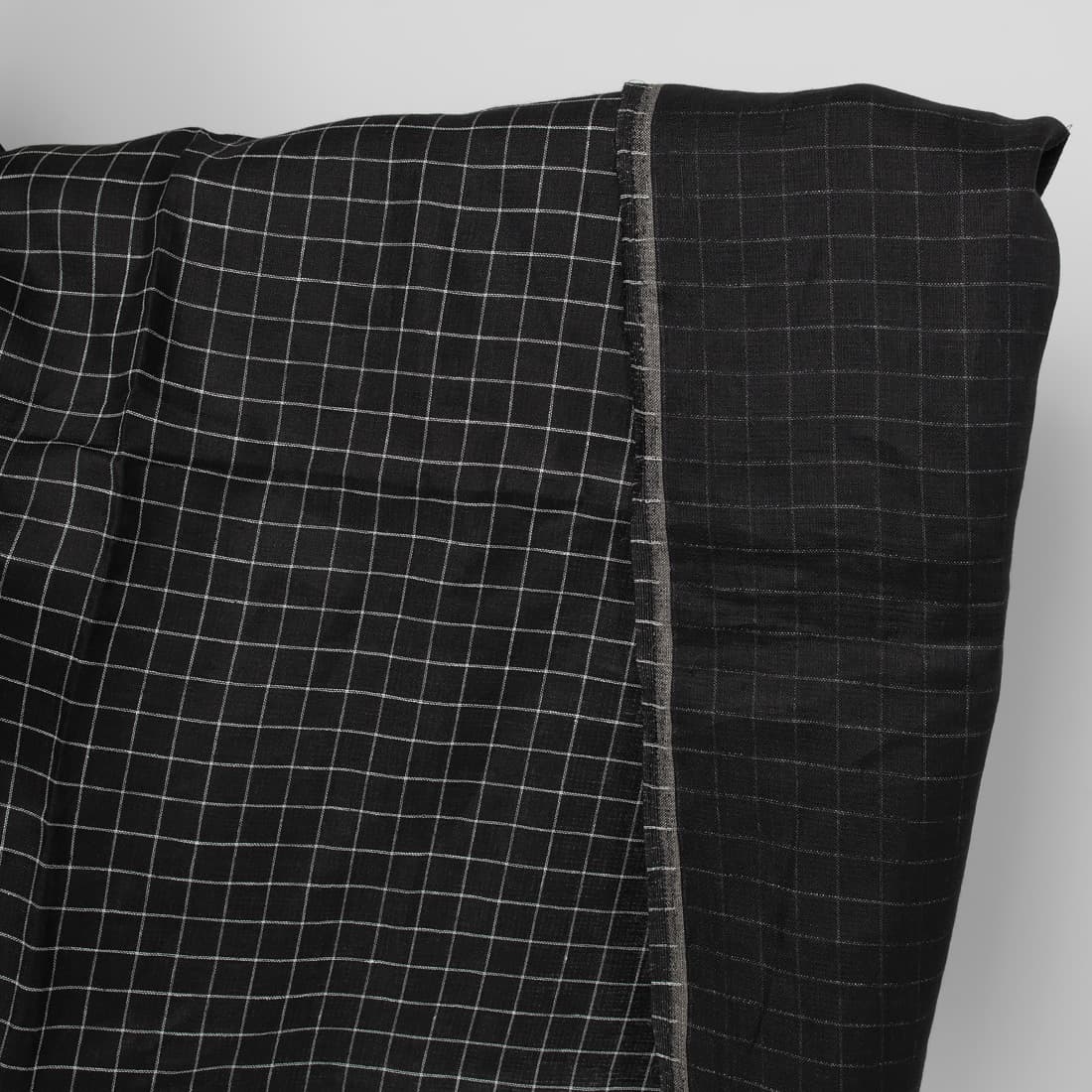 Linen fabric double-sided black with white checks