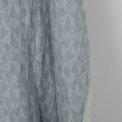 Washed linen fabric grey jacquard triangle pattern 9 Washed linen fabric grey jacquard triangle pattern, fabric edge