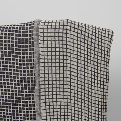 Half-linen fabric in black and white checks washed 8 Half-linen fabric in black and white checks washed light side