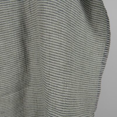 Washed linen fabric green-grey small pattern 6 Washed linen fabric green-grey small pattern edge