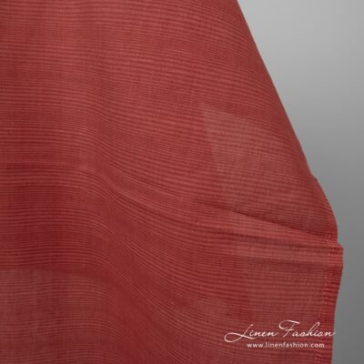 Linen-cotton fabric in stripes.