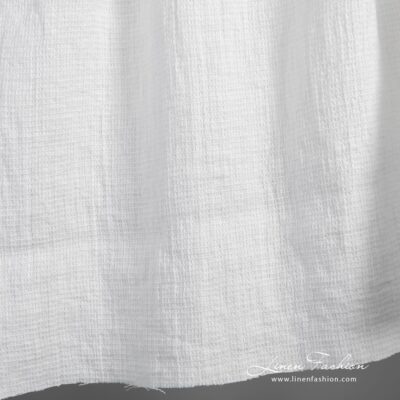 Washed off-white waffle linen fabric 4 White linen fabric with tiny checks